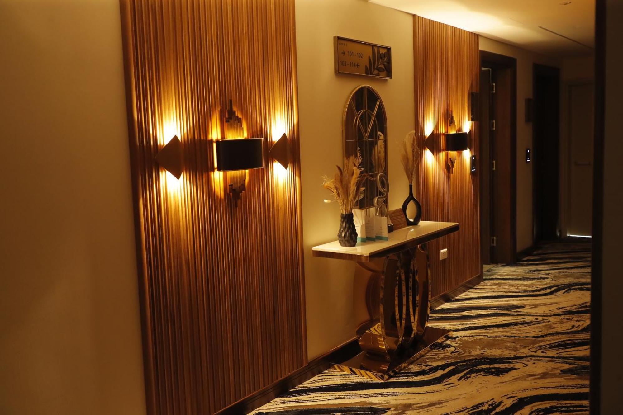 Soho Midtown Hotel Ash Shumaysani ภายนอก รูปภาพ